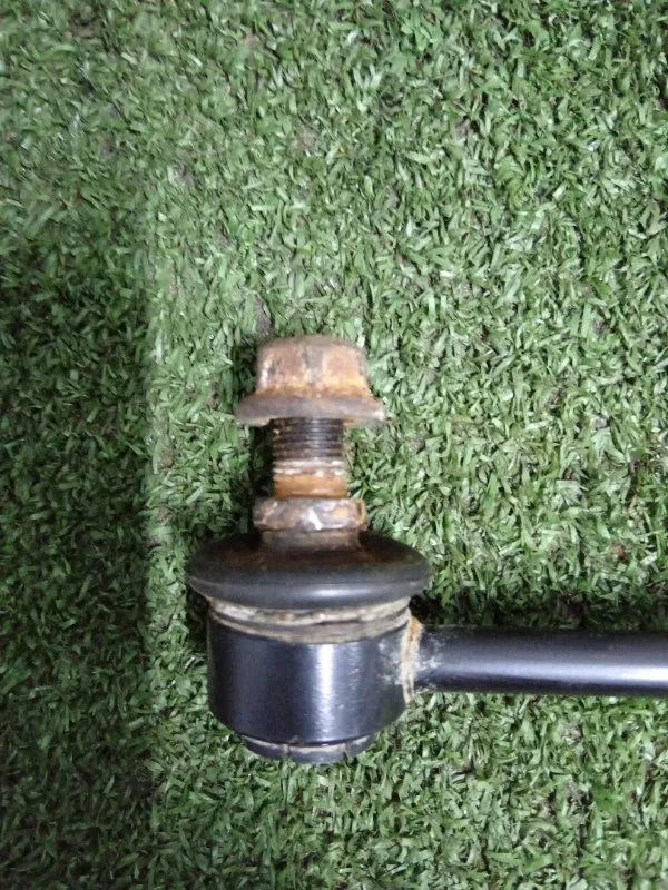 Стойка стабилизатора