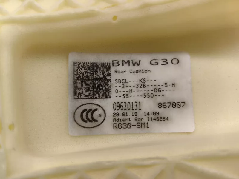 Сиденья BMW 5-Series 2019 52207386028 G30 B47D20A, задняя