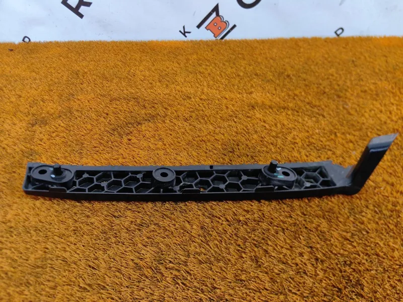 Кронштейн бампера