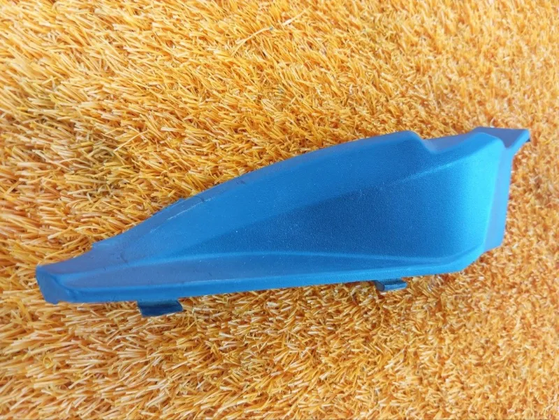 Уголок жабо