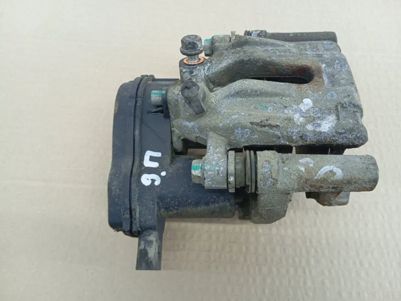 Суппорт Chery Tiggo 4 PRO 2023 204000072AA SQRE4G15C, задний правый