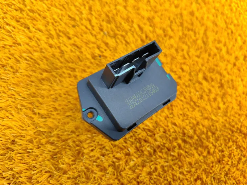 Резистор отопителя