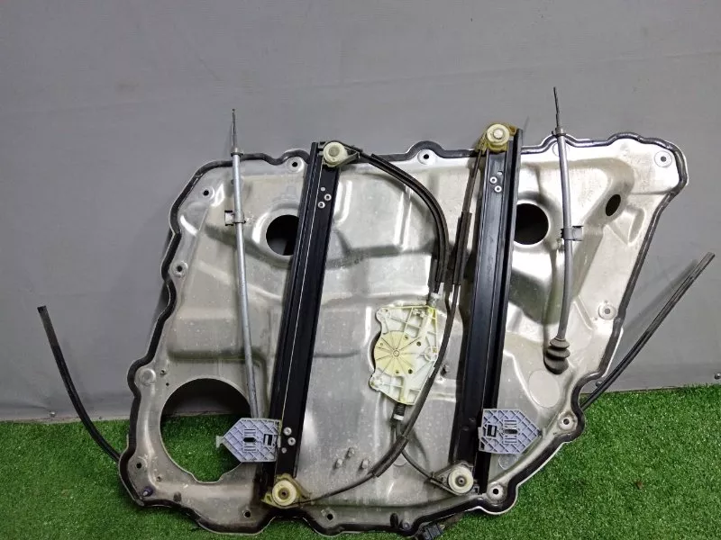 Стеклоподъемник Audi A8 2004 4E0839461C, задний левый