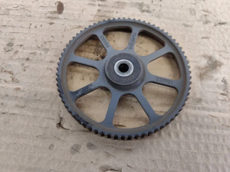 Шестерня распредвала