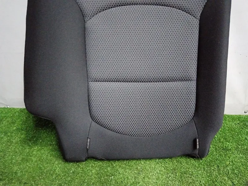 Спинка сиденья