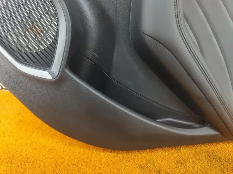 Обшивка двери