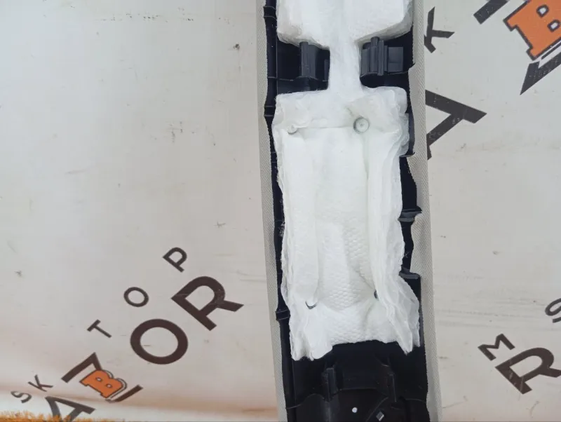 Обшивка стойки