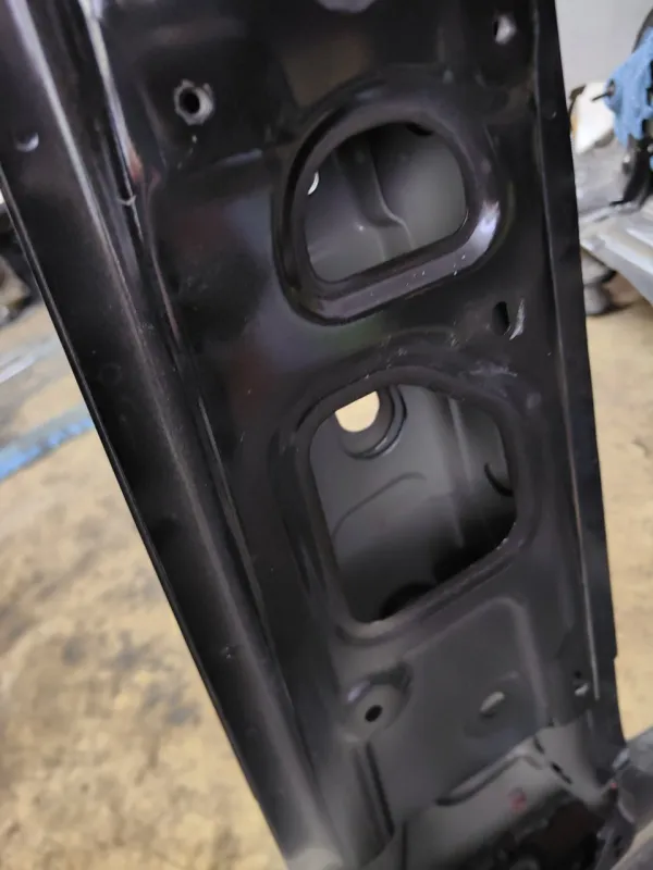 Порог с центральной стойкой