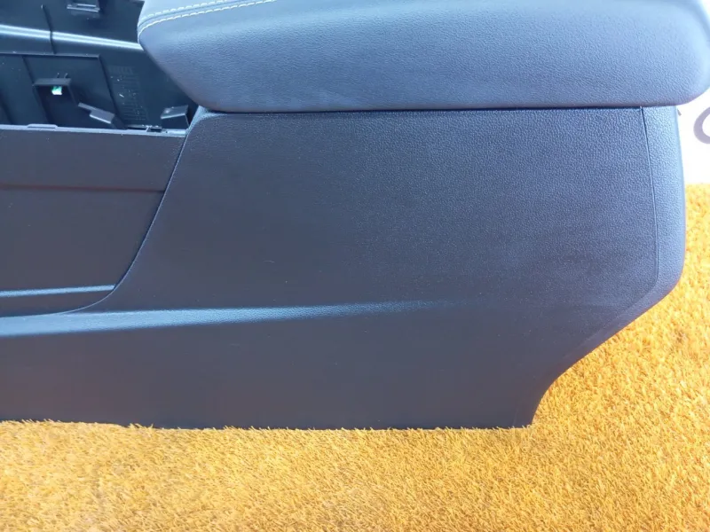 Консоль центральная