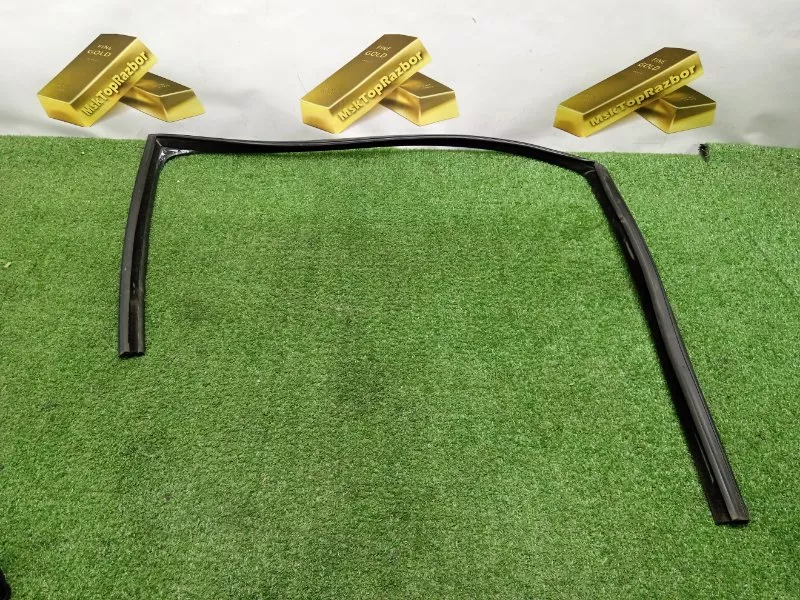 Уплотнитель стекла двери