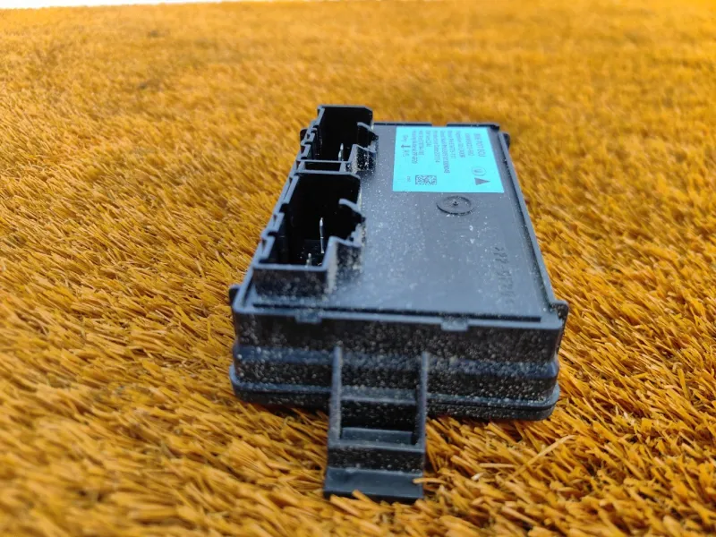 Блок управления крышки багажника