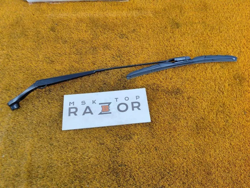 Поводок стеклоочистителя лобового стекла