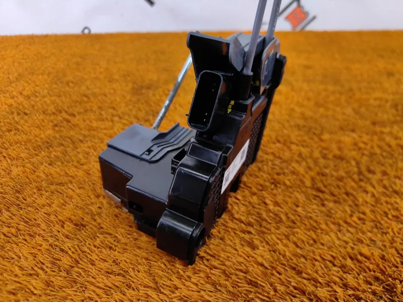 Замок двери