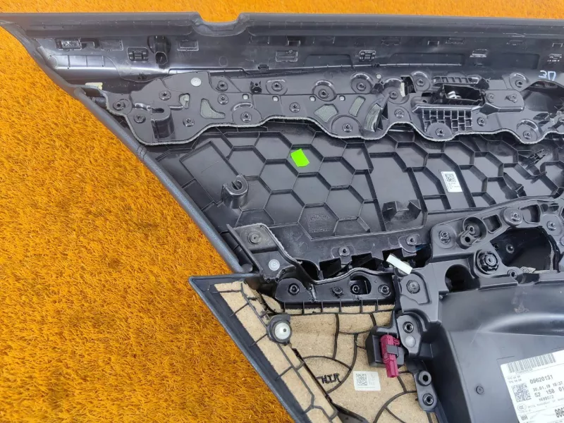 Обшивка двери