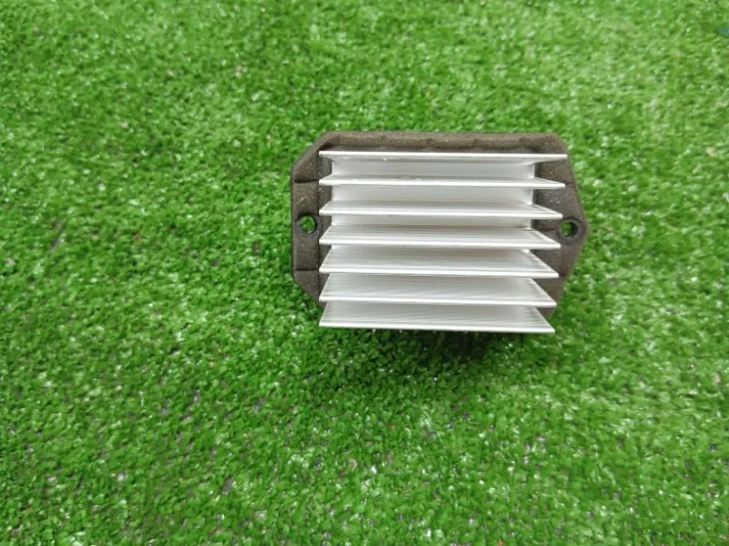 Резистор отопителя