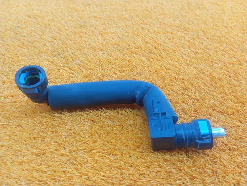 Трубка картерных газов