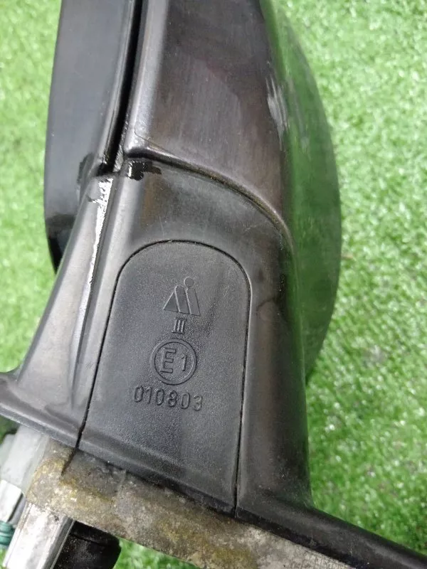 Зеркало боковое