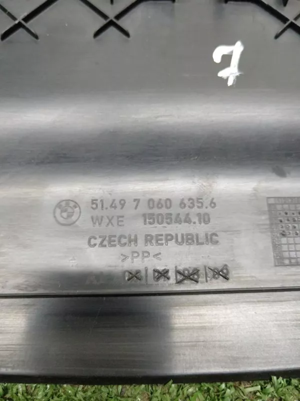 Обшивка двери багажника BMW 1-Series 2006 51497060635 E87