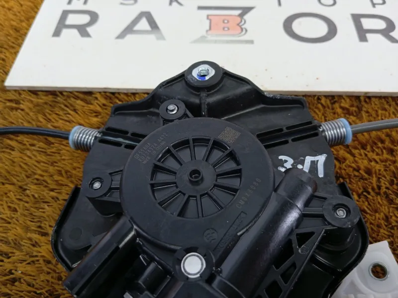 Стеклоподъемник