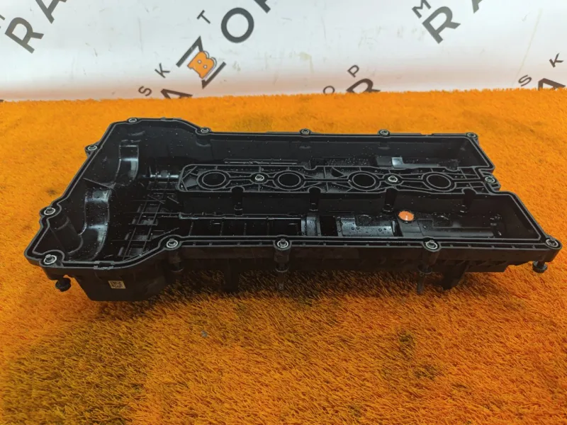 Клапанная крышка