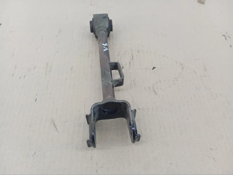 Рычаг подвески