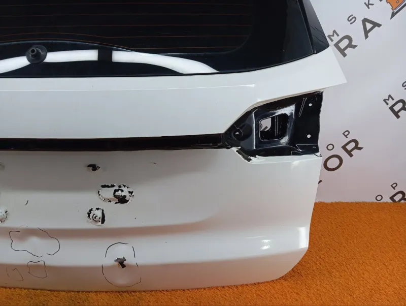 Крышка багажника