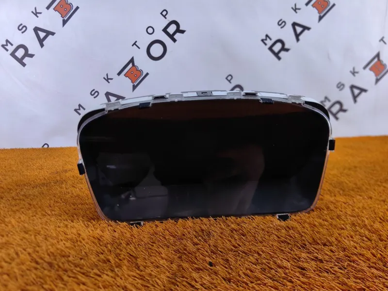 Панель приборов