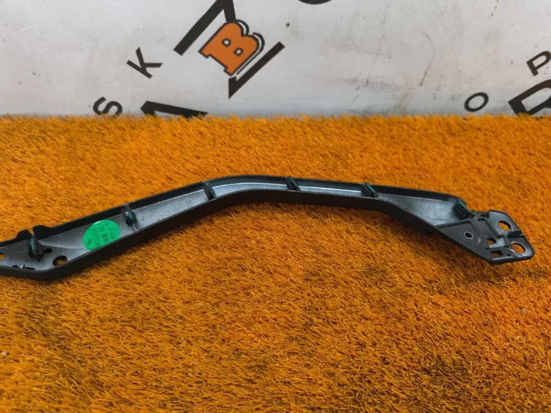 Кронштейн консоли