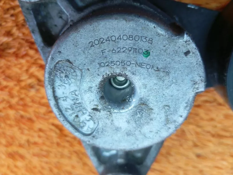 Ролик натяжной навесного оборудования