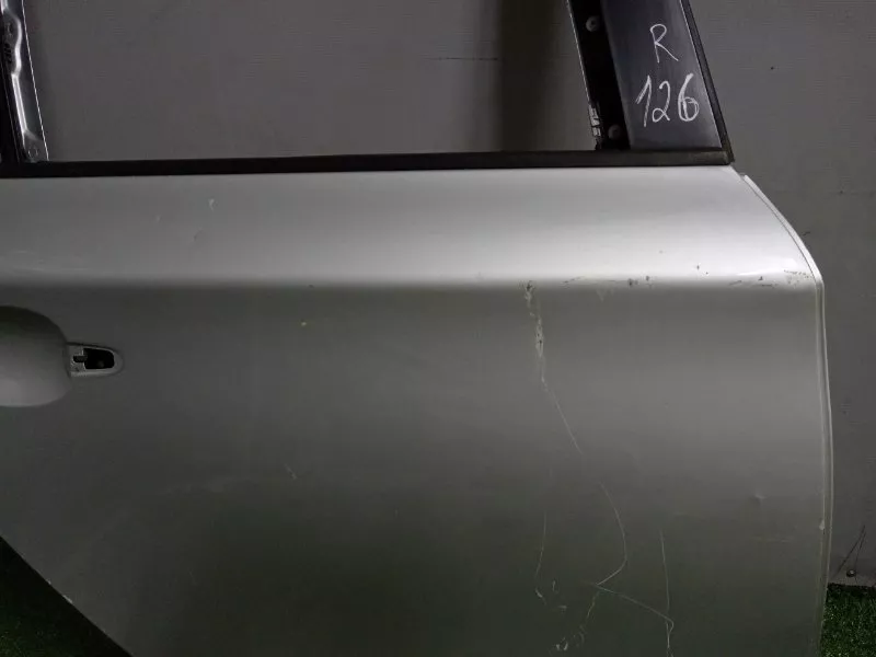 Дверь BMW 1-Series 2008 41527191018 E87, задняя правая