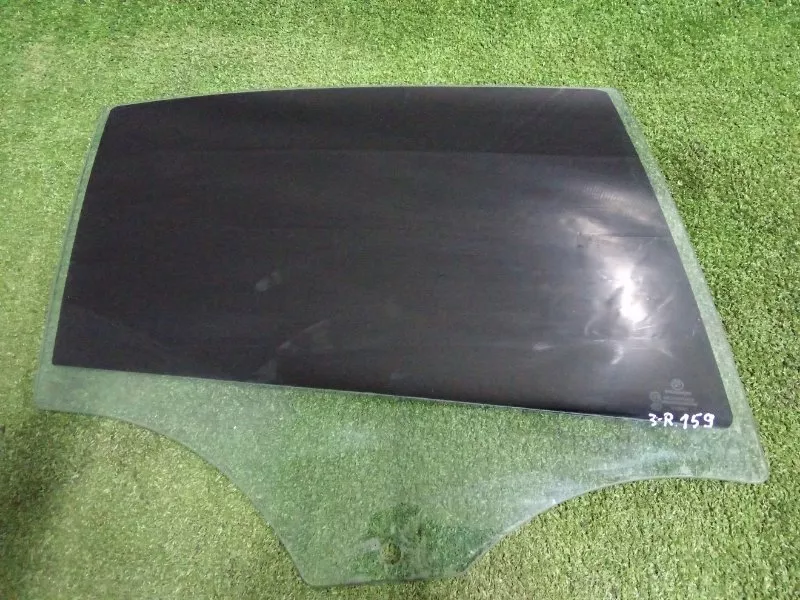 Стекло двери BMW 3-Series 2007 51347119978 E90, заднее правое