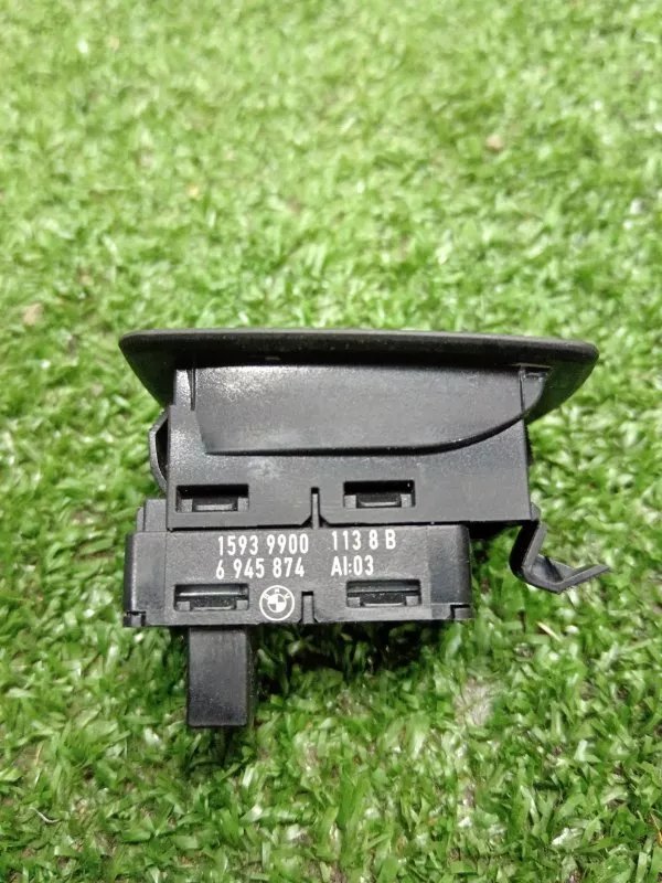 Кнопка стеклоподъемника