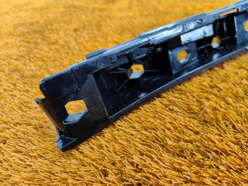 Кронштейн бампера