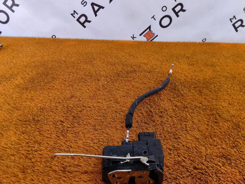 Замок двери