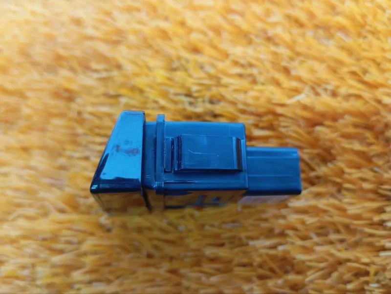 Кнопка аварийной сигнализации