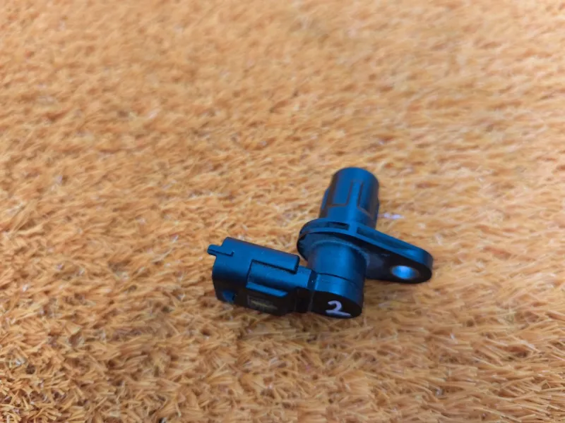 Датчик положения распредвала