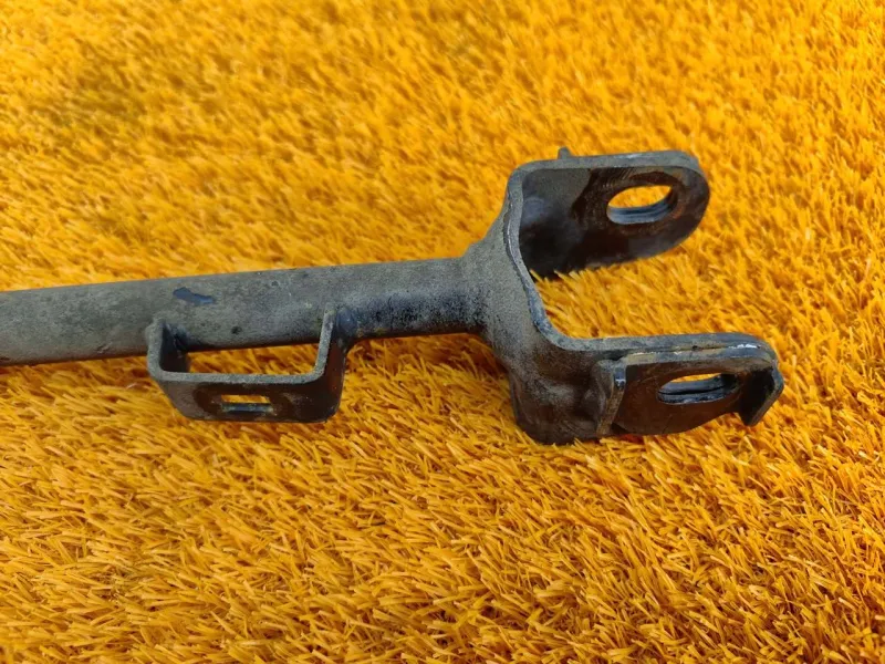 Рычаг подвески