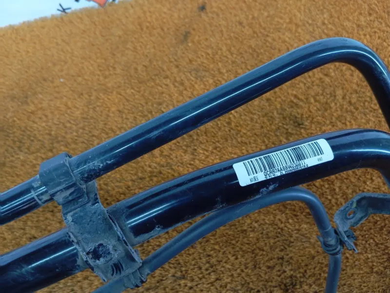 Горловина топливного бака