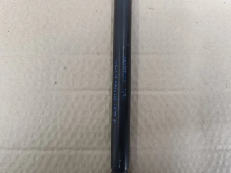 Амортизатор капота