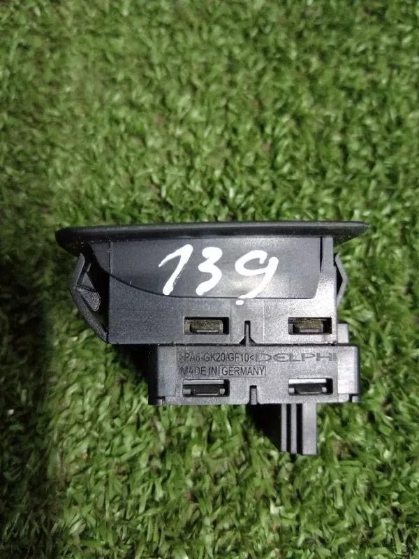 Кнопка стеклоподъемника