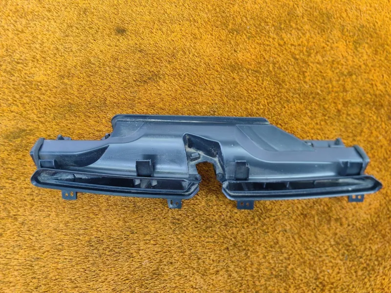 Воздуховод отопителя