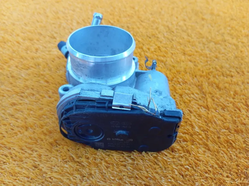 Дроссельная заслонка