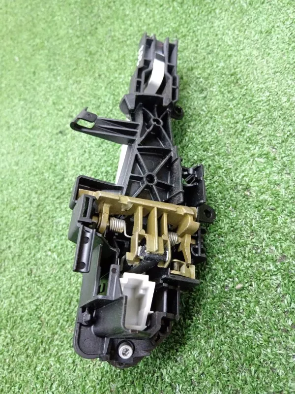 Ручка двери наружняя