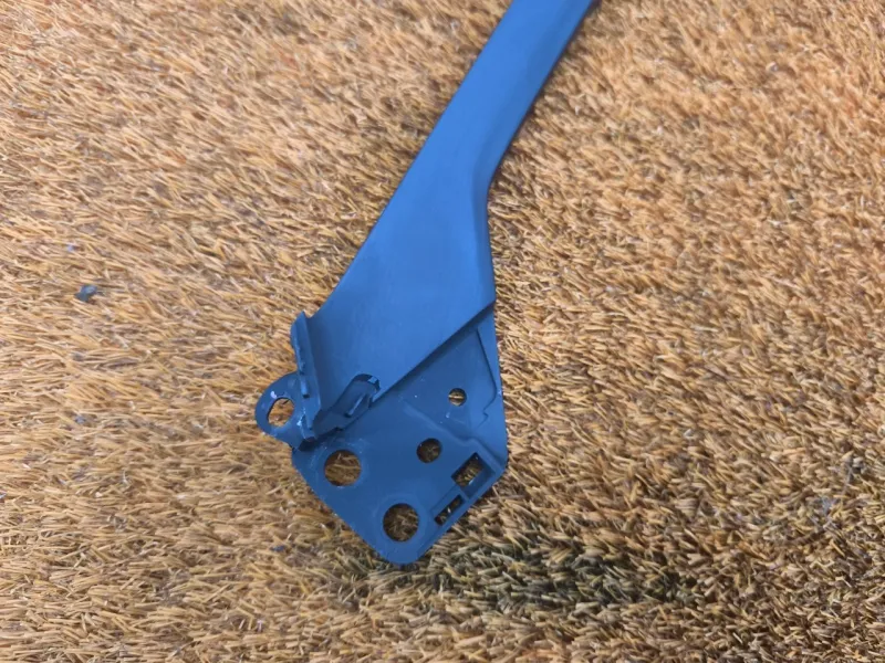 Кронштейн консоли