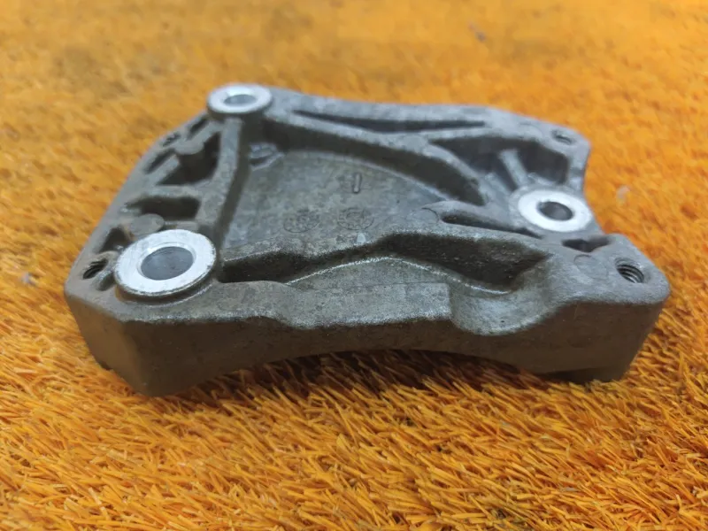 Кронштейн кондиционера