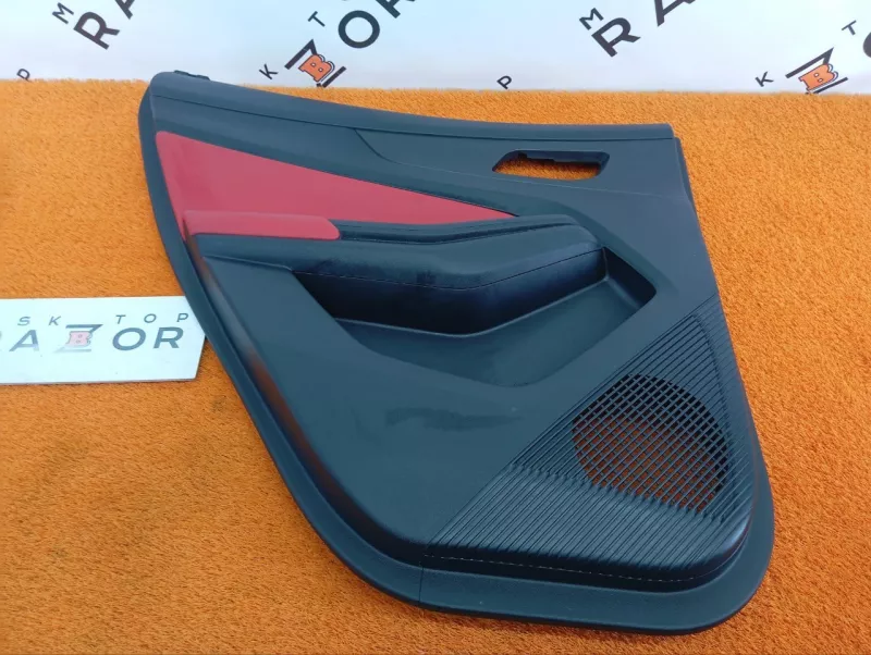 Обшивка двери