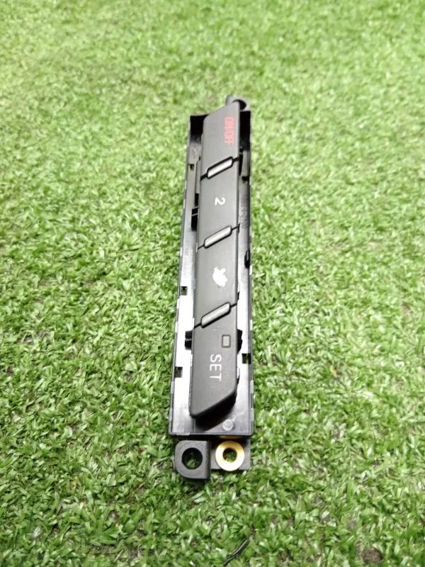 Кнопка памяти сидений