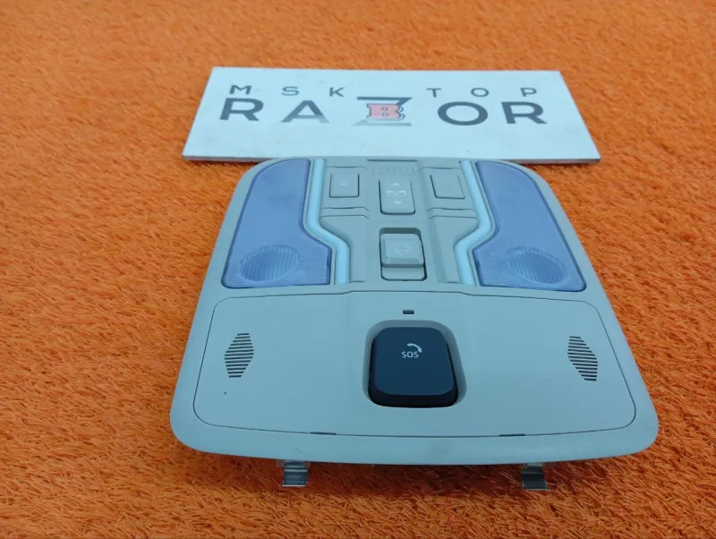 Плафон салона