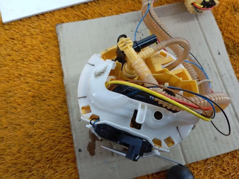 Бензонасос