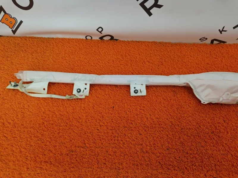 Подушка безопасности боковая